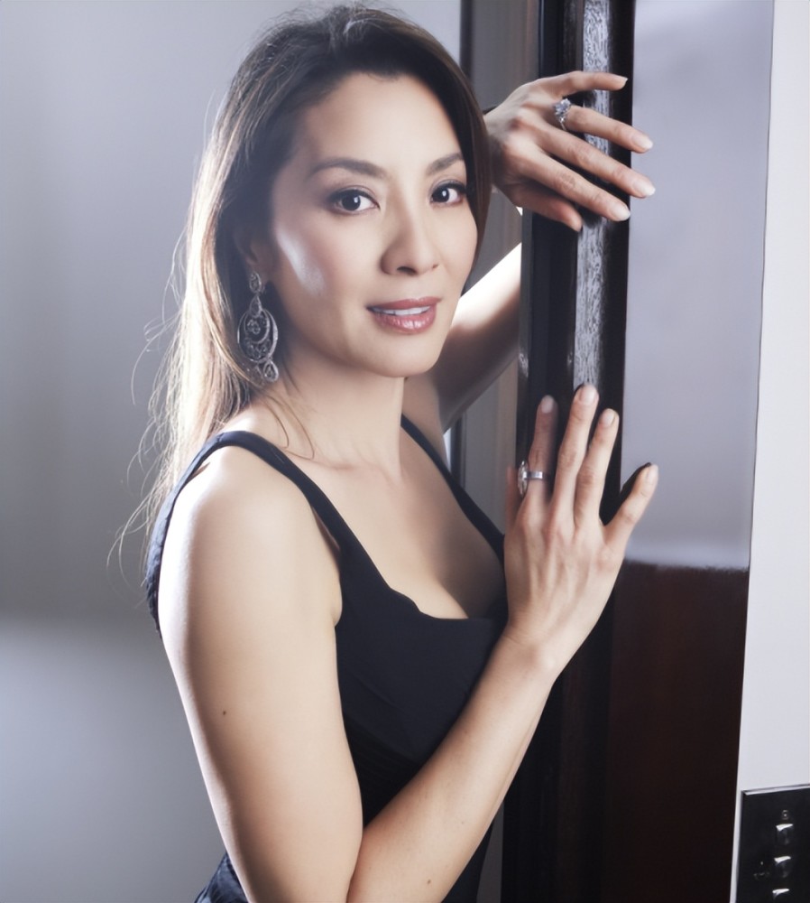 2500万美元预算成本,a24影业新片全球票房出炉,杨紫琼彻底翻红_腾讯新