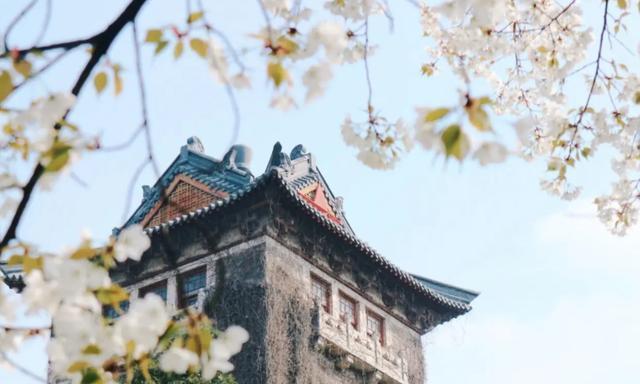 国际名校排行榜_重磅!2023QS世界大学排名出炉,北大清华排名再创新高