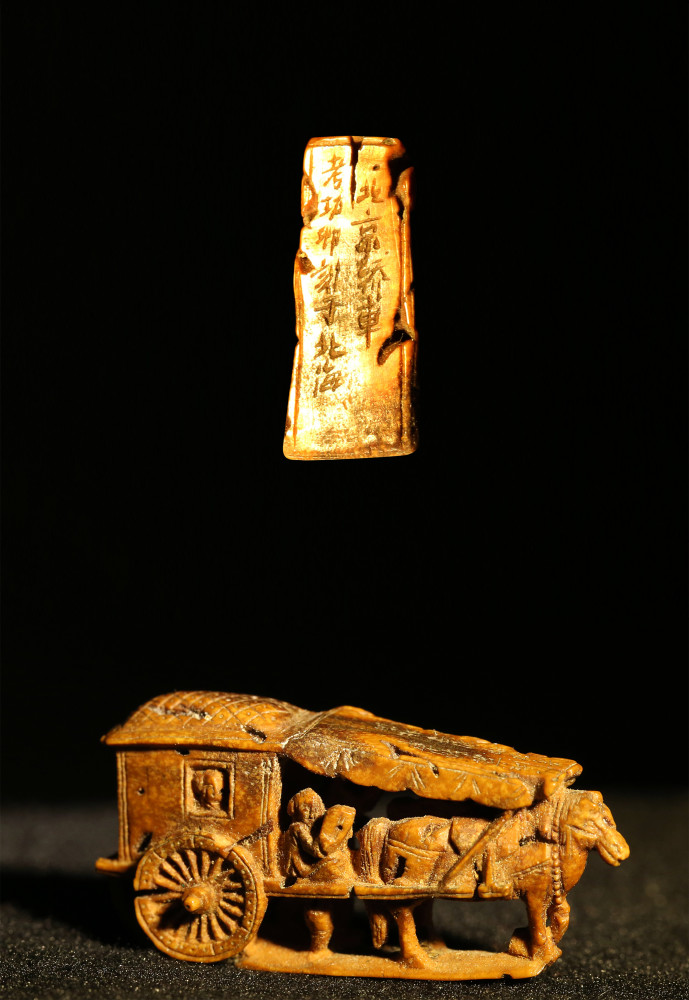 潍坊创建东亚文化之都丨核纳大千潍坊核雕艺术精品展