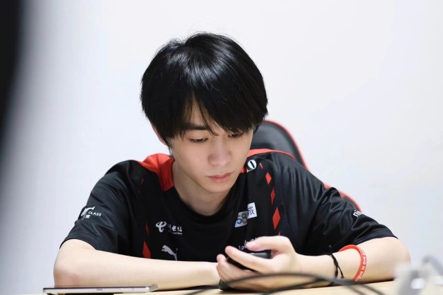 蒙恬上线2周年kpl阿泽胜率最高在ag打的战绩前缀却不再是ag