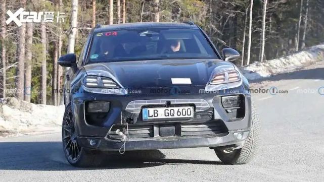 保时捷macan纯电版谍照曝光