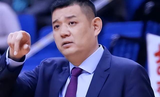 王晗出任山东高速男篮主帅,三大难题需要破解