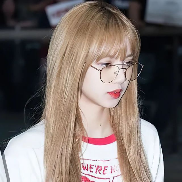 愛豆4k頭像blackpinklisa合集