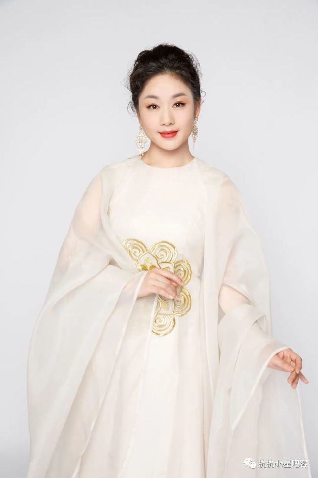 曾小敏▲张喜秋除此之外,还将演奏郭文景为庆祝香港回归晚会而作的