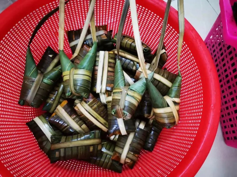 我们的节日61端午恩平裹粽传承千年的味道