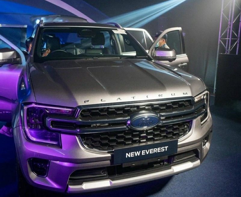 2022款福特撼路者霸气登场硬汉回归配双动力还看啥霸道