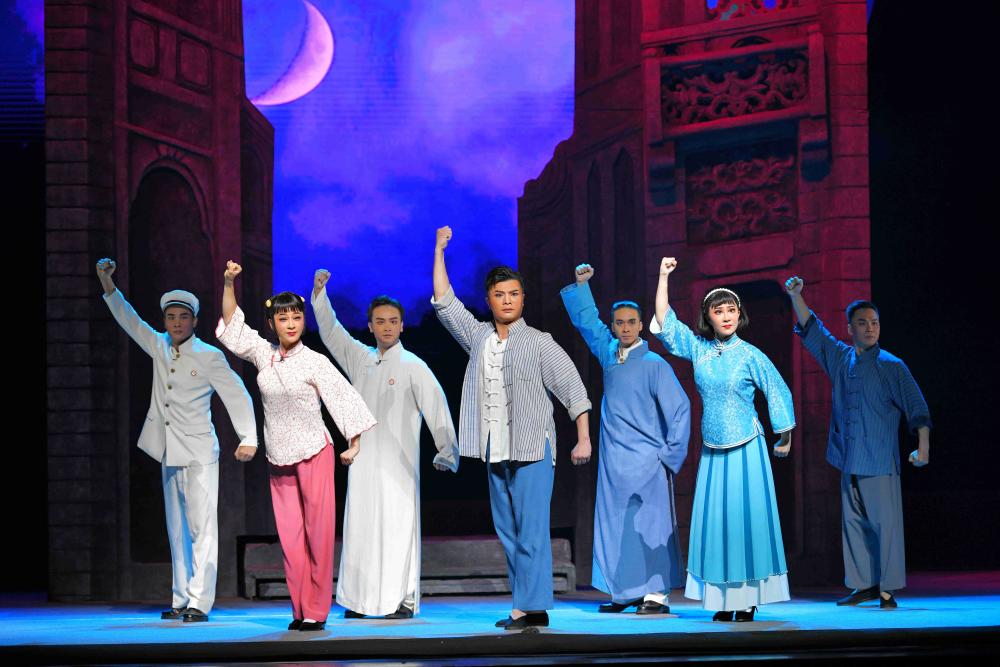 端午睇大戏粤剧南越宫词三家巷广州上演