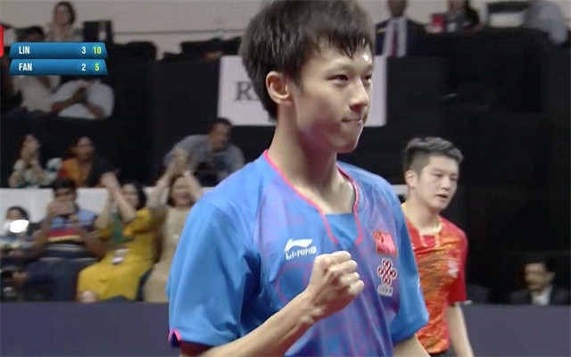 国乒世界冠军光膀子跑步,在主力层掉队,身材走形腰有赘肉