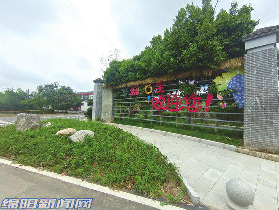 安州塔水镇垃圾变废为宝美丽乡村如画