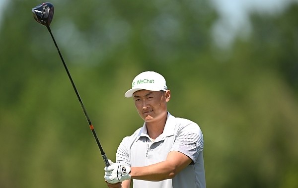 高尔夫欧洲公开赛次轮首轮领先者李昊桐掉至t6