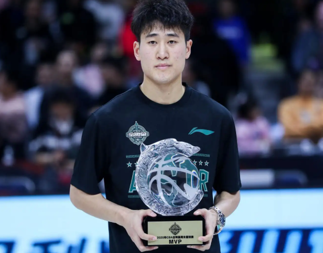 秦晓雯或2000万拿到姜伟泽王晗薪资也要翻倍反超辽粤信心大增