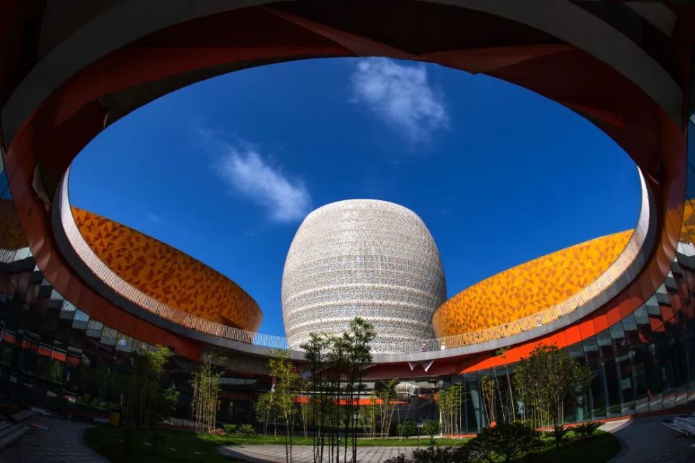 新醴陵八景五彩瓷谷