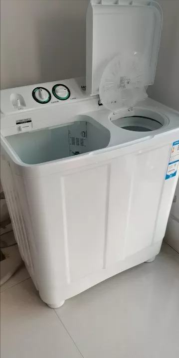 >而且部分品牌也意识到了这一点,将老式的双缸洗衣机进行了>g>升级