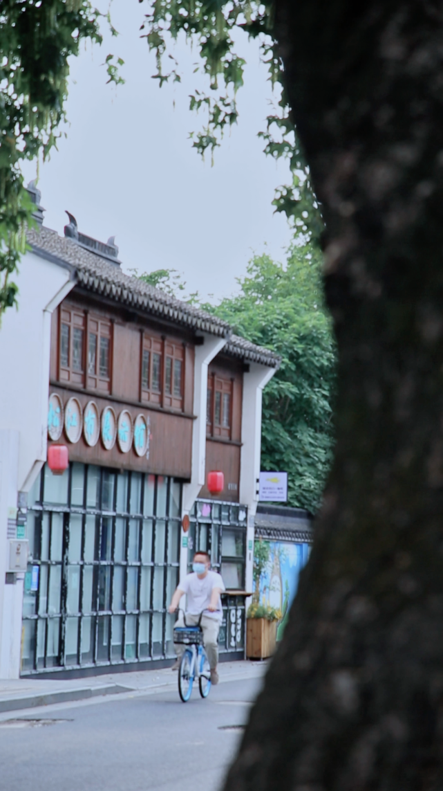 到松江中山西路去走走