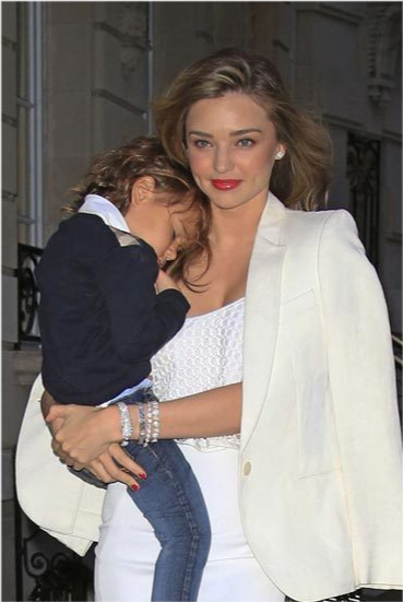 炙手可热的名人妈妈 腾讯新闻