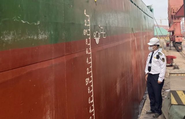 以案为鉴丨船舶载重线及货物装载常见缺陷