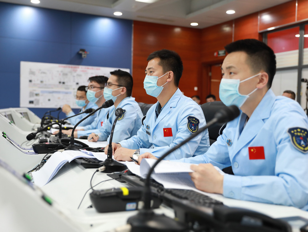 神舟十四号载人飞船发射成功，苹果开发者大会召开在即丨明日主题前瞻600536中国软件