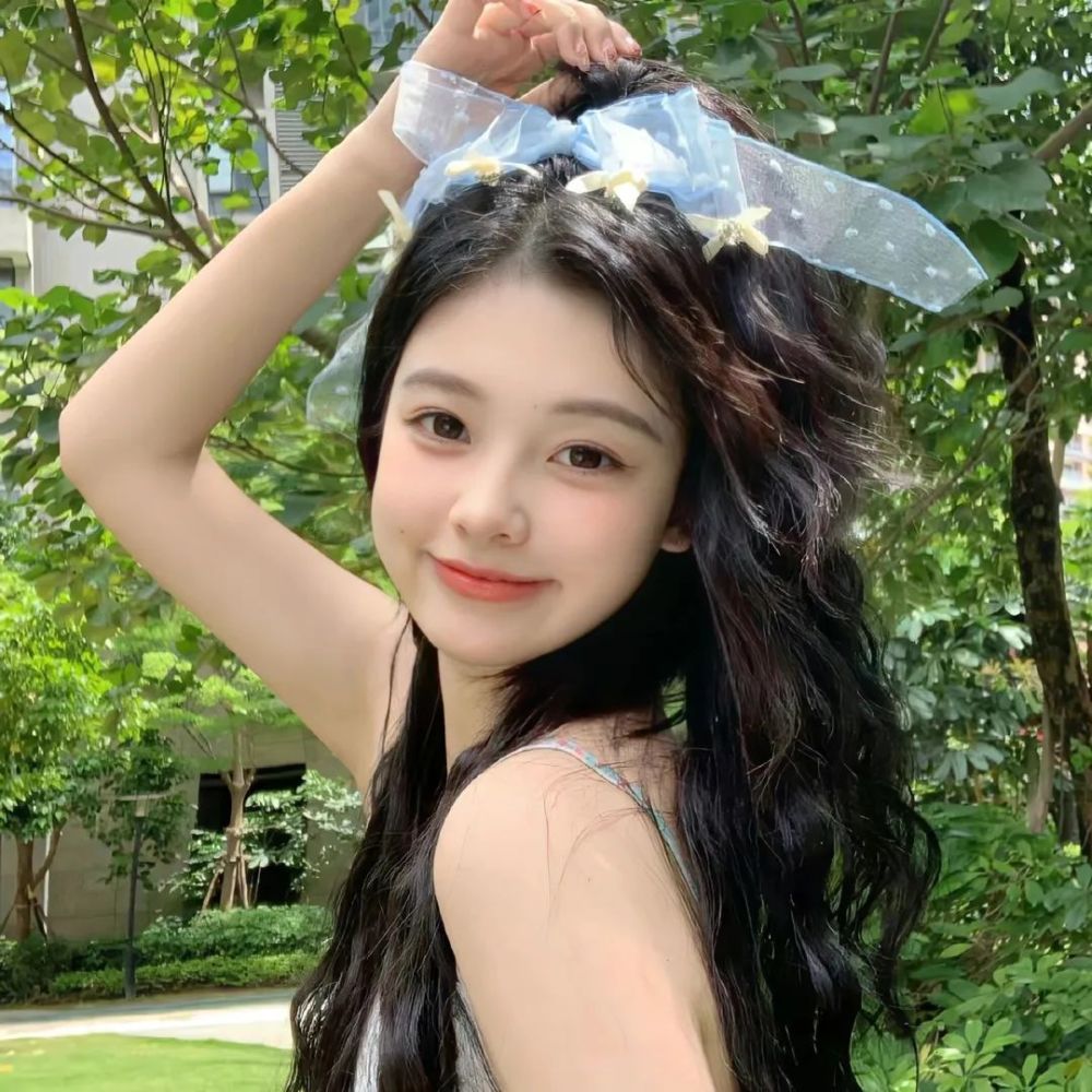 头像夏日氛围感女生头像