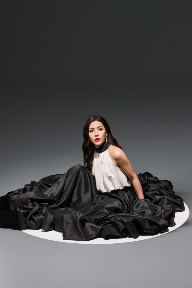 唱作天后艾怡良将于8月27日在高雄举办巡回个唱_腾讯新闻