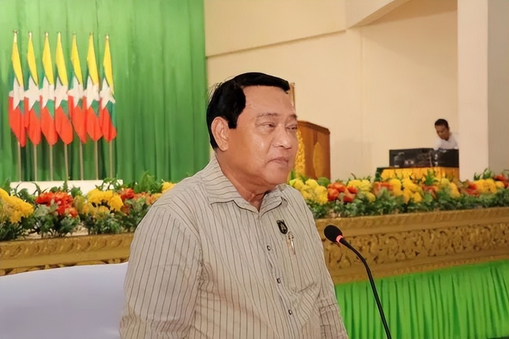 缅甸高官：站在民众角度考虑问题、用温和的语气与民众交流