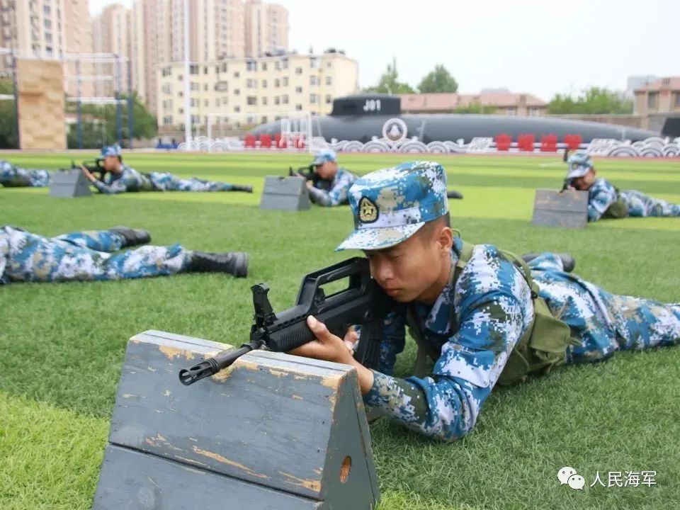 优秀！新兵首次打靶获得“满环”，“神枪手”原来是这样炼成的