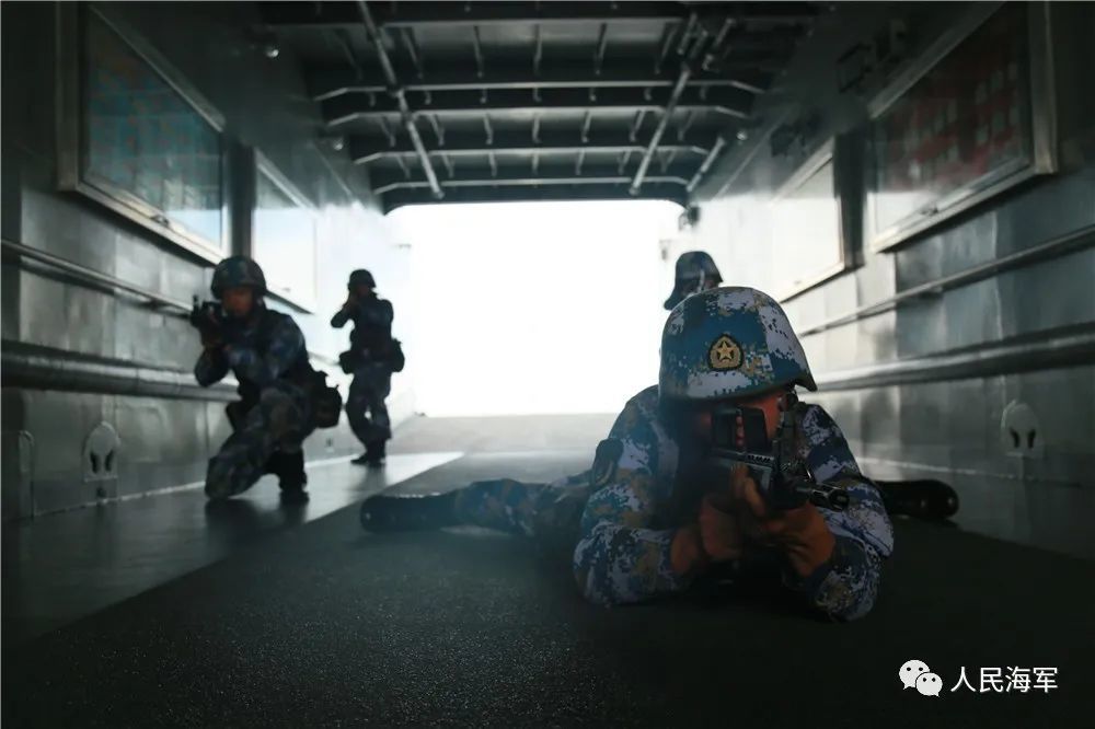 优秀！新兵首次打靶获得“满环”，“神枪手”原来是这样炼成的