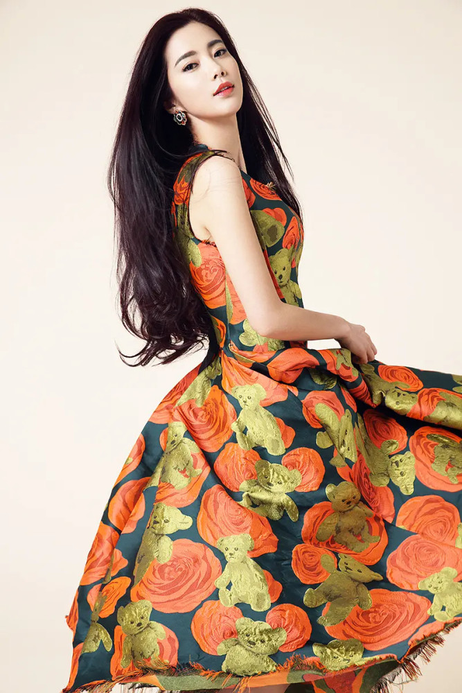 被称为女版于震,演抗日神剧走红的演员王珂悄然淡出了观众视线_腾讯