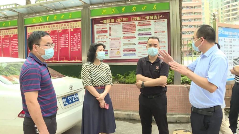 欧阳絮梅,黄卓豪一行先后来到荣超中学,惠东中学(高中部),平山中学