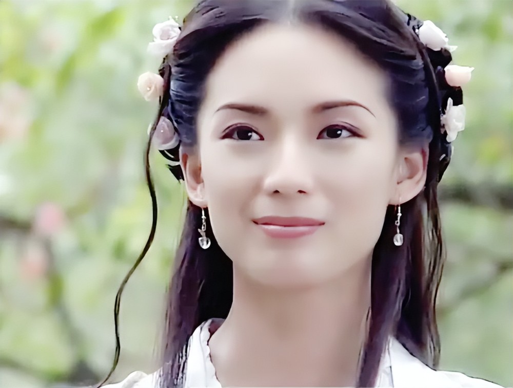 "何仙姑"郑秀珍近照曝光,曾破产又离婚,现在又成富婆_腾讯新闻