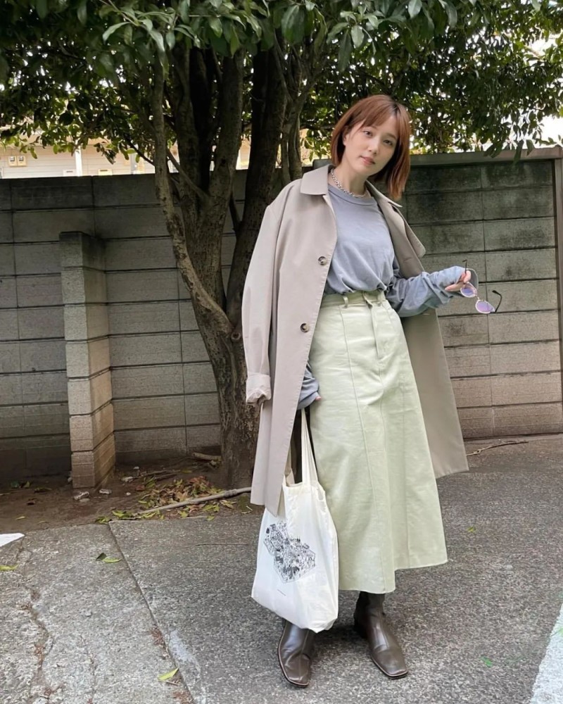 本田翼的穿搭混搭日系的同时又不失女人的精致感