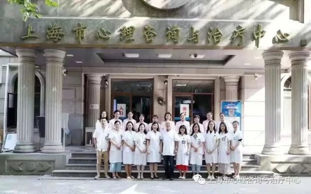 关于空军总医院、号贩子挂号，懂的多可以咨询精神心理科的信息