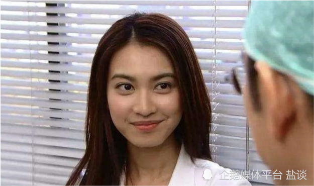 不仅tvb热捧,香港民众对朱千雪的喜爱也溢于言表,不但把她捧为她为最