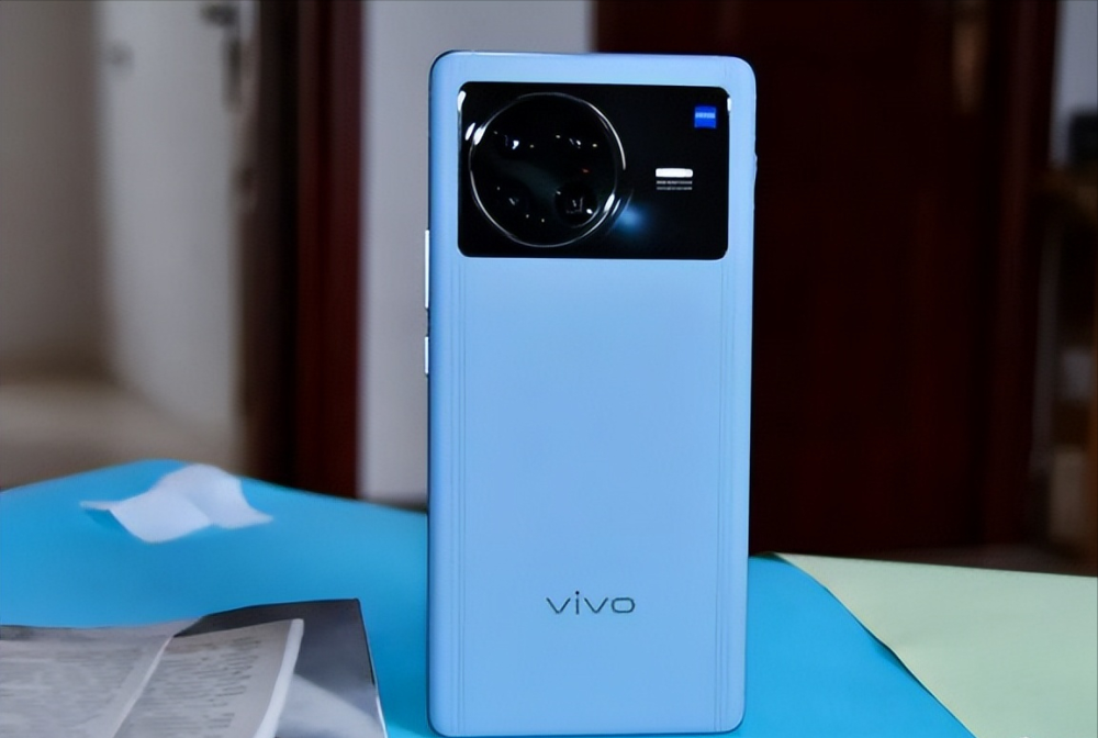 华为重回好评榜前三,输给vivo新旗舰!_腾讯新闻