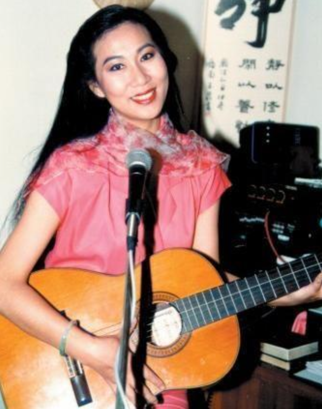 43年后再看奚秀兰,才明白当初她遇见谢嘉亮,是上天