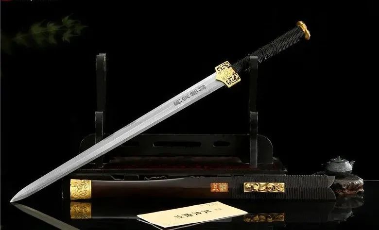 龙泉宝剑夏商周的主力兵器剑为何被历史淘汰成装饰品