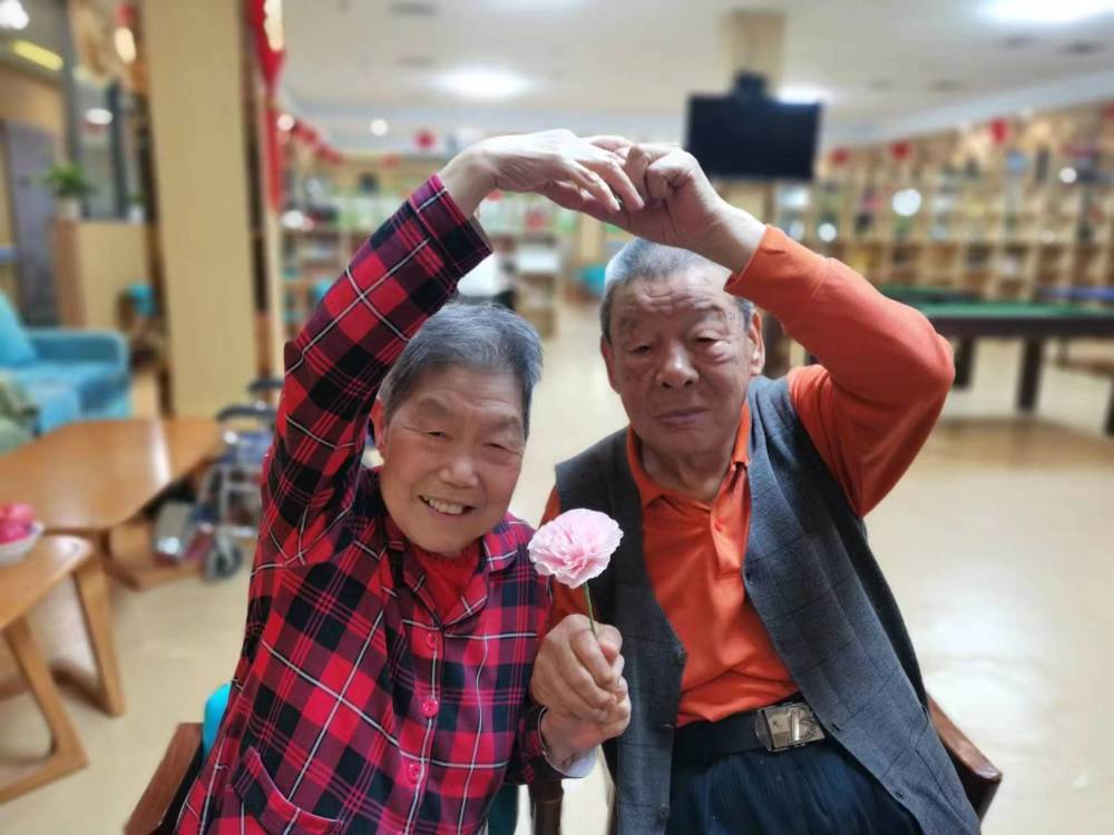北京疫情下，90多位老人的“安全岛”