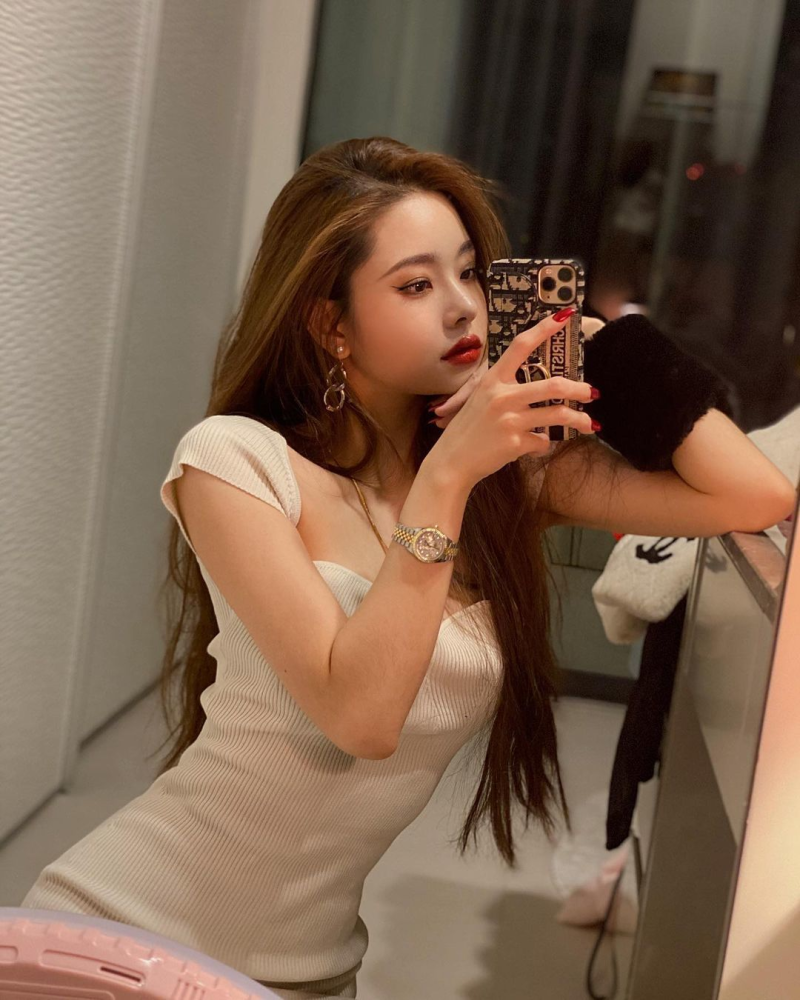 韩国假名媛宋智雅又被爆出负面新闻这次韩网友一面倒支持她