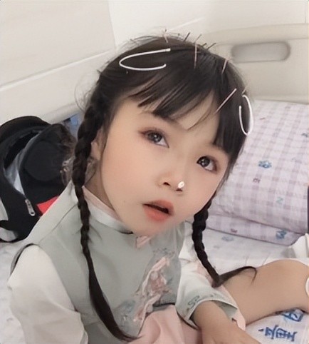 蓝妮妮6岁无声天使生活无法自理竟成了百万网红
