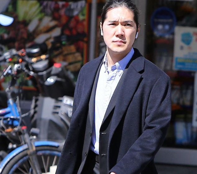 日本驸马小室圭为获得美国签证,将动用真子公主攒了30年的1亿存款!