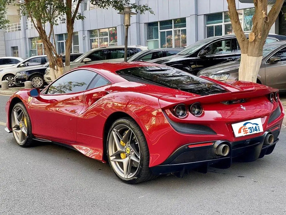 象征富二代身份的几款跑车 有的人真的出生就在罗马_腾讯新闻