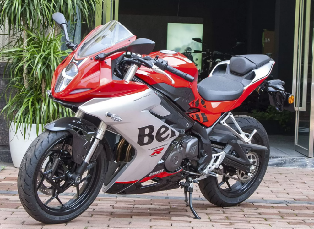 预算2万左右买摩托车,这10款让你追风_腾讯新闻