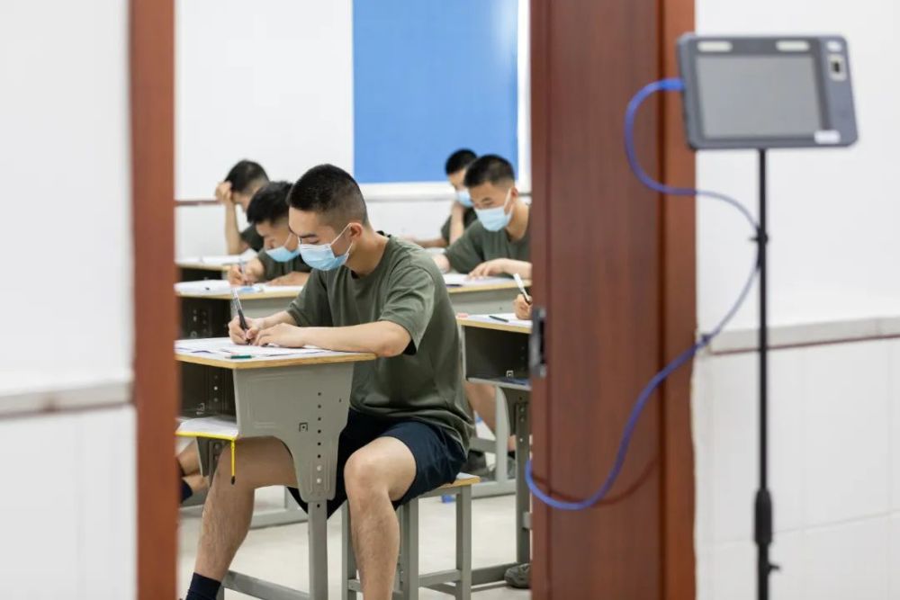 看，海海海海海海海……下一代舰载机