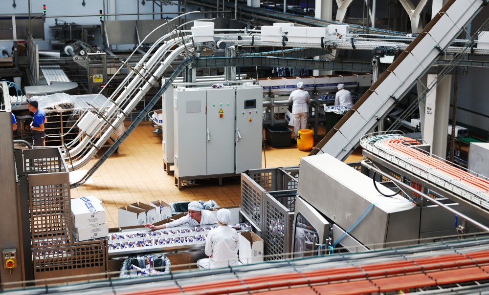 外代二线科列诺夫斯克的冰淇淋生产线