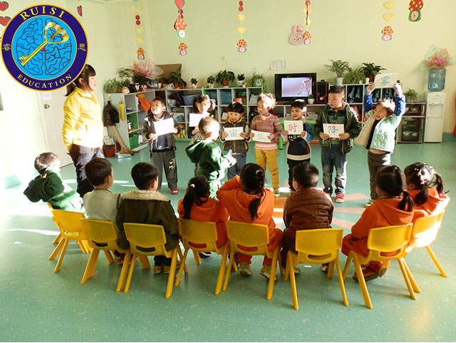 昆明官渡區全託幼兒園昆明口碑好的幼兒園昆明睿思幼兒園歡迎您