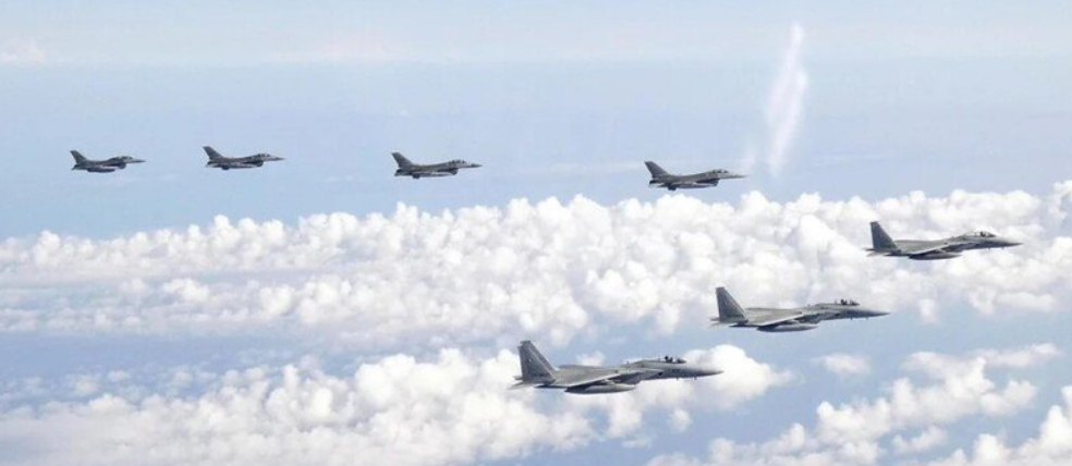 威慑朝鲜，日美空军举行联演