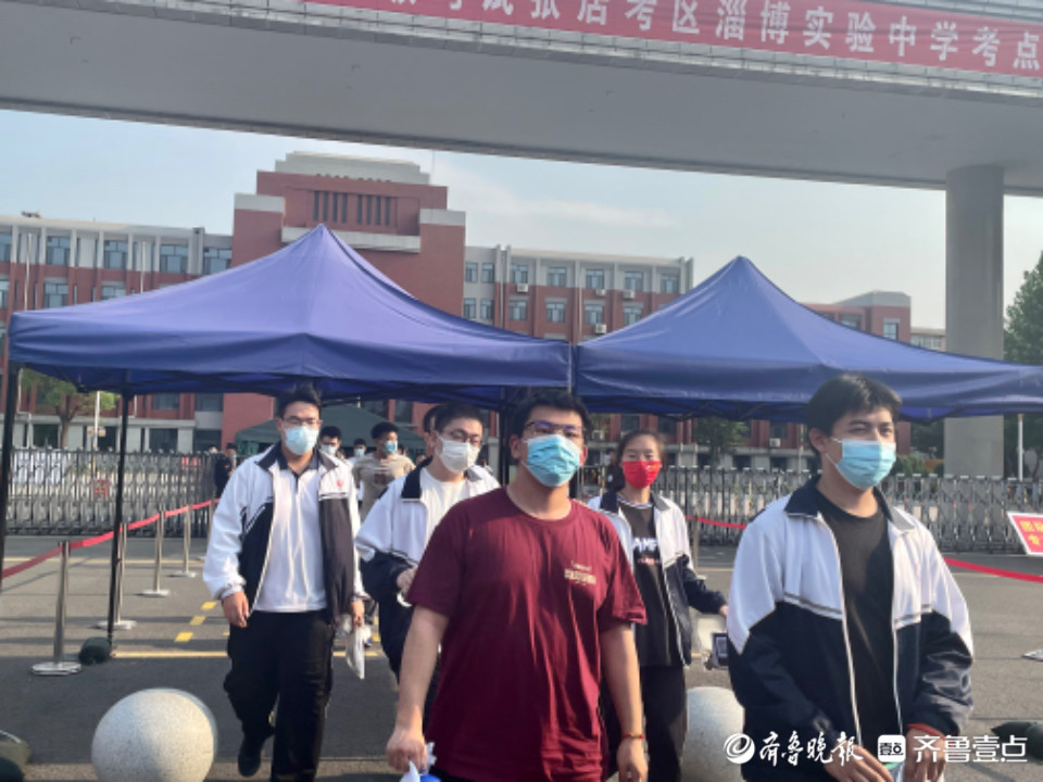 壹点图集2022淄博高考第二天现场图集来袭