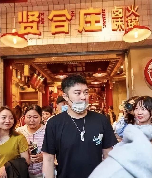 陈赫退股贤合庄,加盟商集体维权未得回应