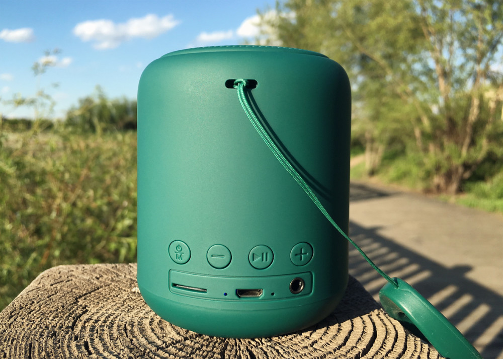 高音质小巧便携的多功能蓝牙音箱sanag塞那x6s体验