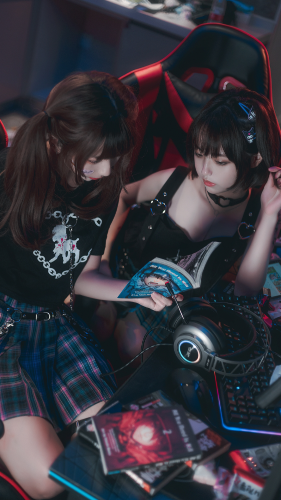 jk:电竞少女的搞怪日常