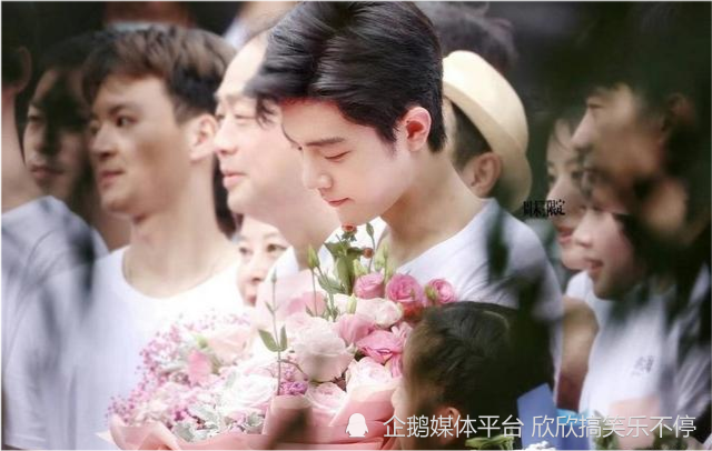 肖战《那片海》杀青排面不简单,鹅厂高层到场,全程守护小财神